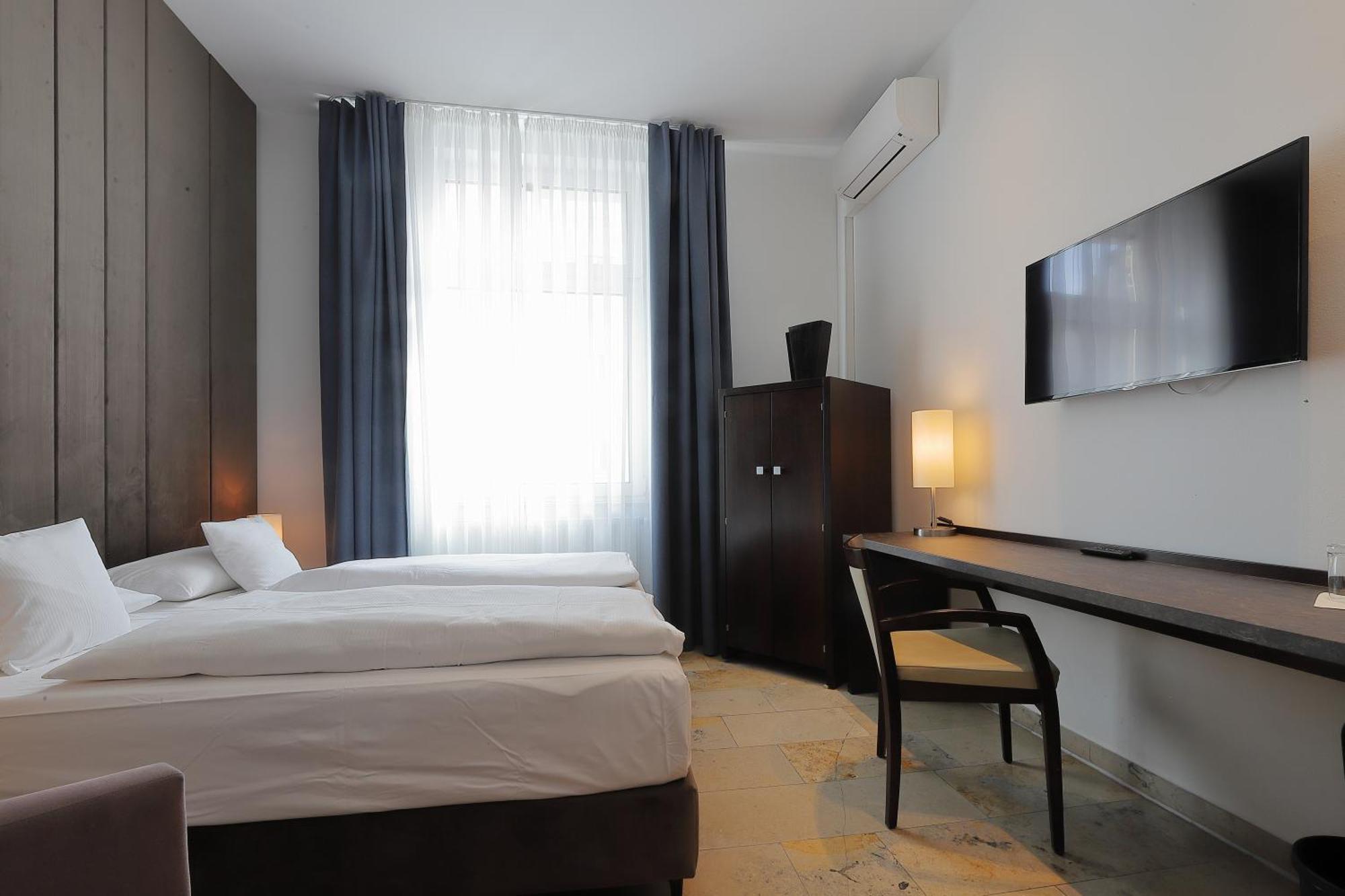 Devin Art Hotel Dusseldorf Exterior photo